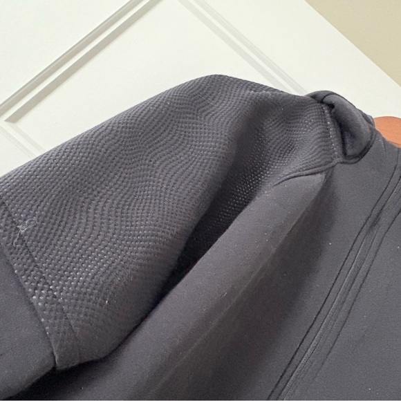 Under Armour Unstoppable Move Zip Cropped Hoodie - Black Large - Picture 8 of 15